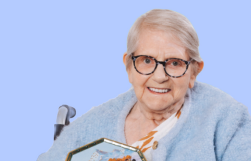 Biscuit Tin Rosie card image